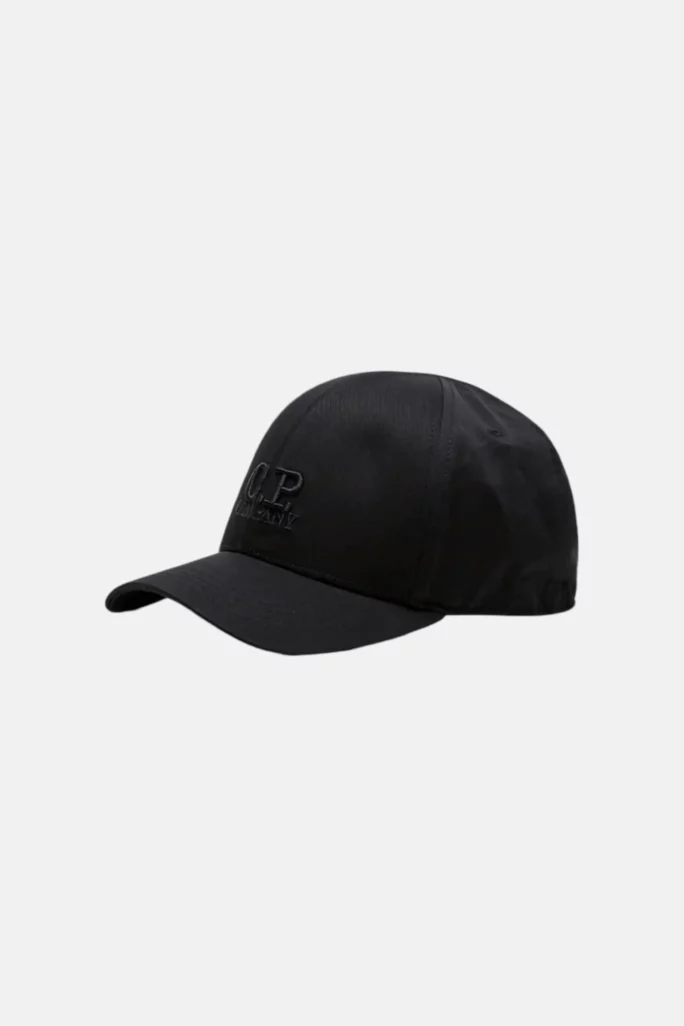 bejsbolka c p company emb logo black 1